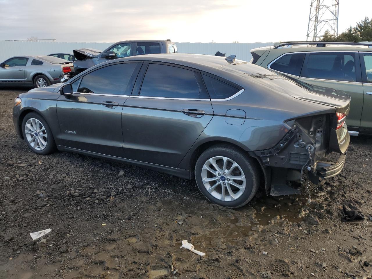Изображение 2 2019 FORD FUSION SE 2019 с VIN 3FA6P0LUXKR192556