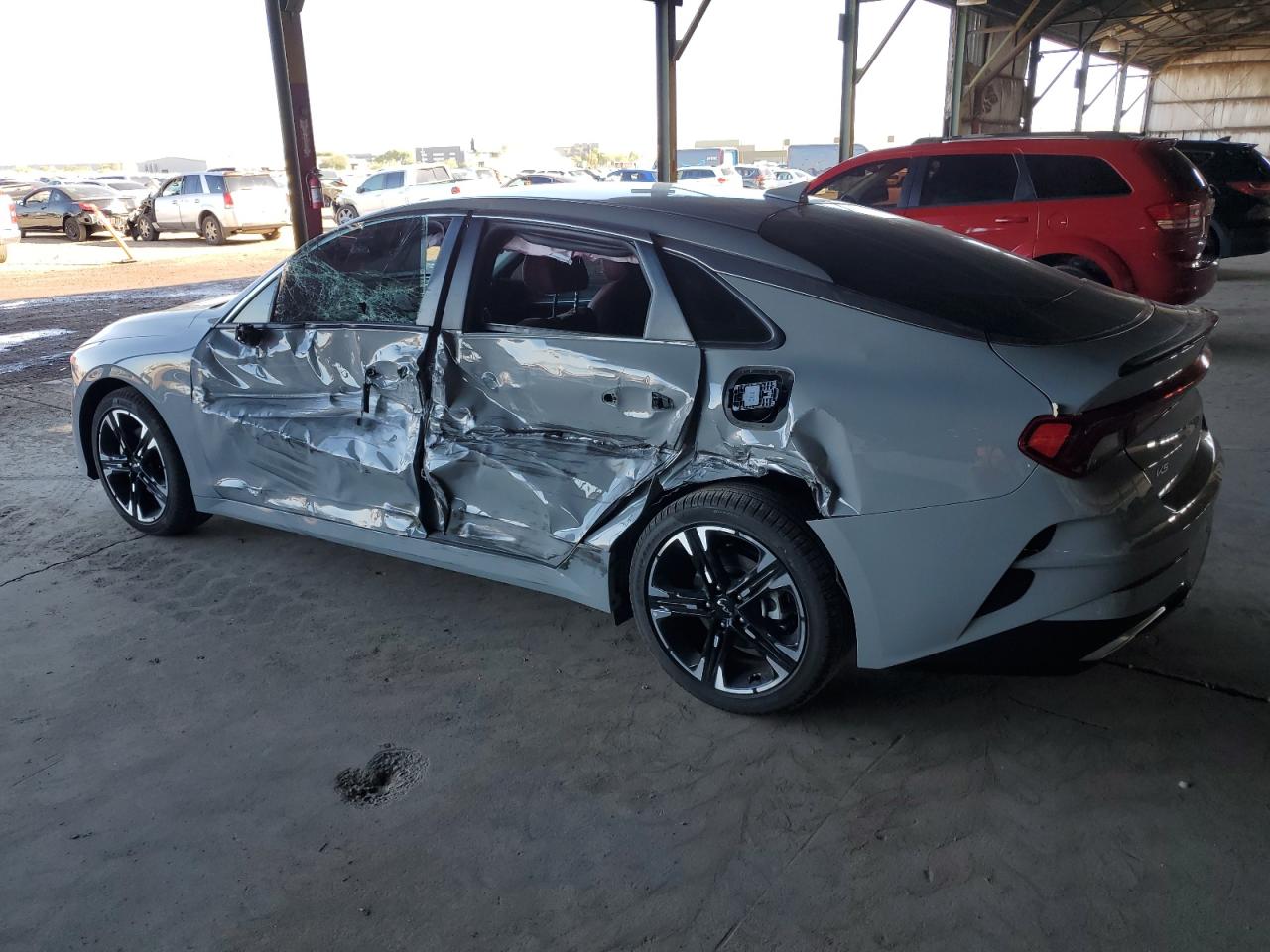 Obraz 2 z 2023 KIA K5 GT LINE 2023 z VIN 5XXG64J22PG228613