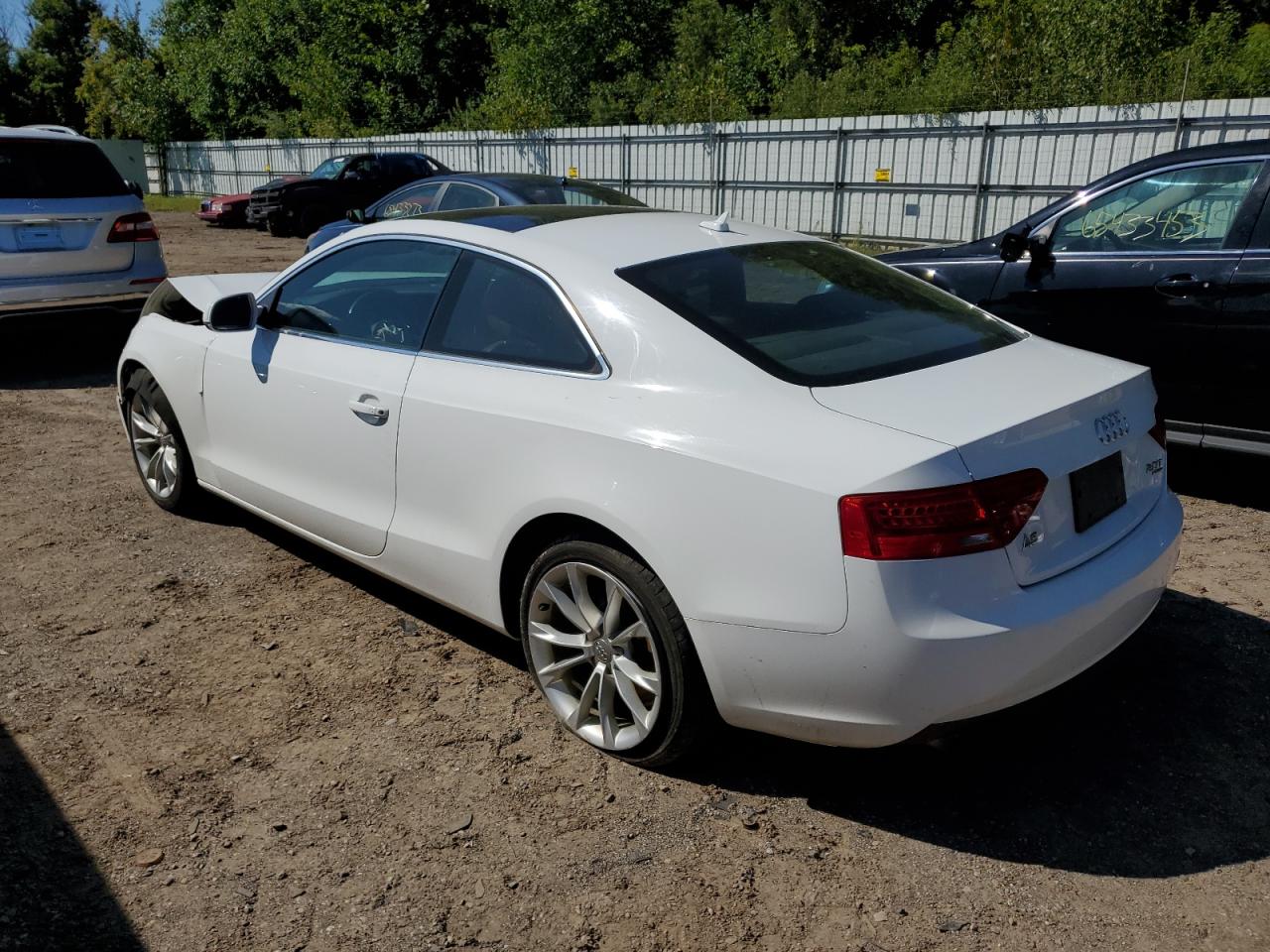 Изображение 2 2013 AUDI A5 PREMIUM 2013 с VIN WAUCFAFR7DA062886