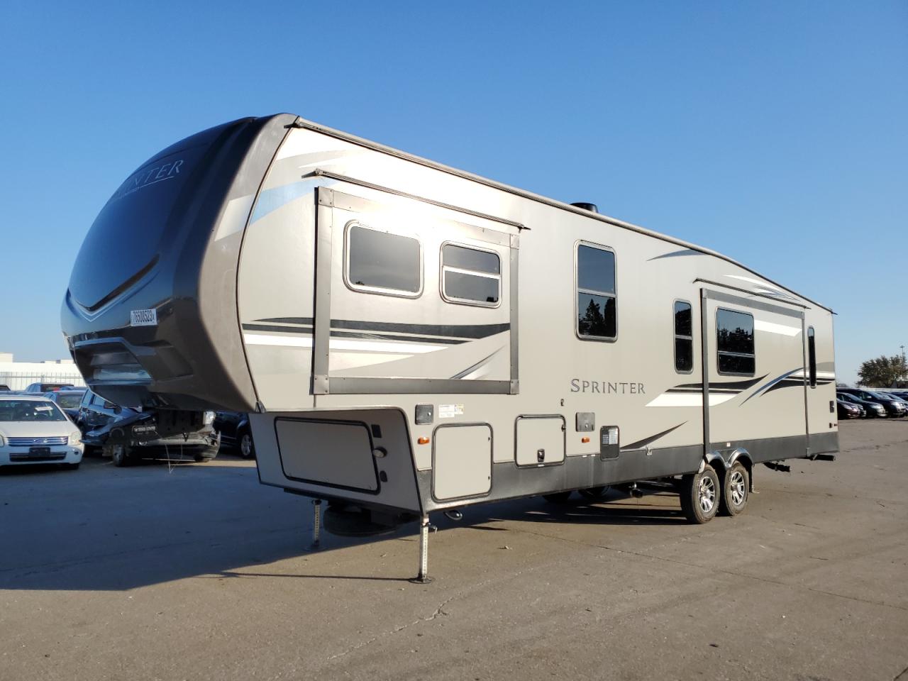 Obraz 2 z 2020 SPRI TRAVEL TRL 2020 z VIN 4YDF35528L1532598