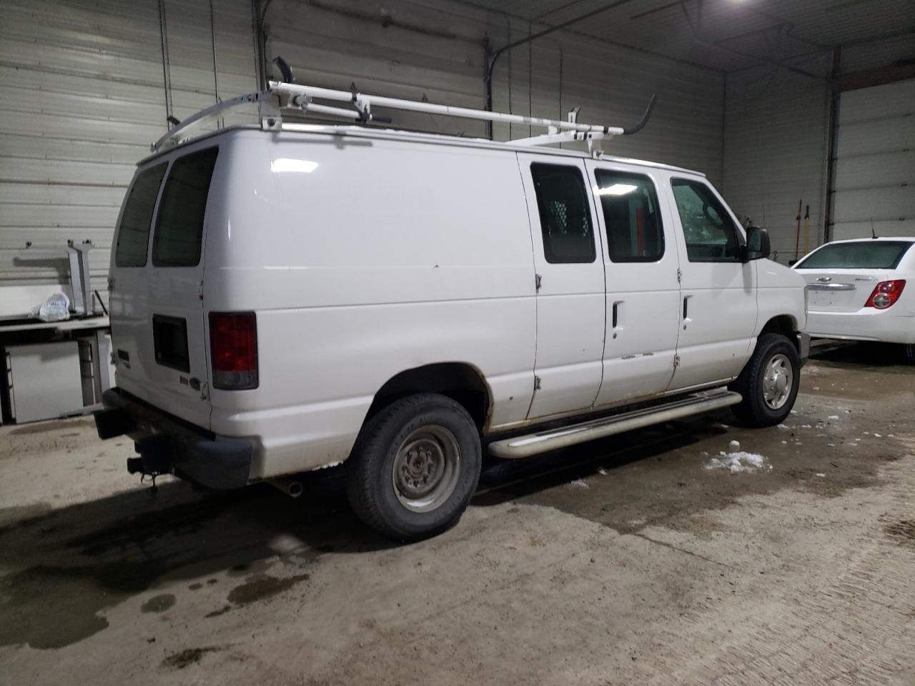 Image 3 of 2013 FORD ECONOLINE E250 VAN 2013 with VIN 1FTNE2EW9DDA21587