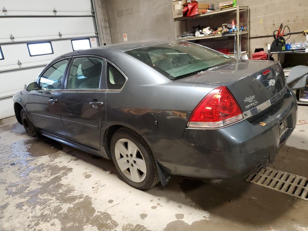Obraz 2 z 2011 CHEVROLET IMPALA LS 2011 z VIN 2G1WF5EK1B1179214