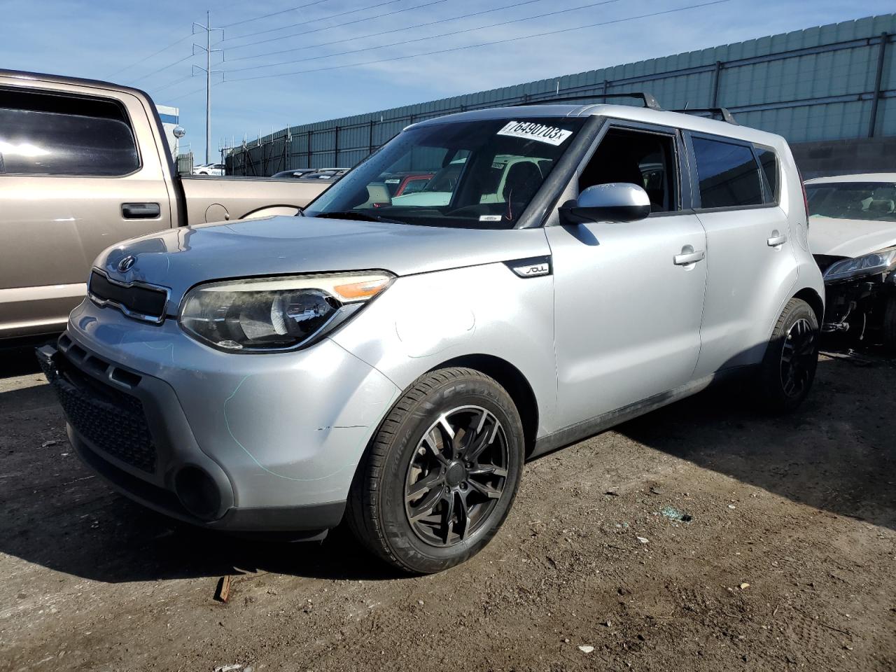 Изображение 1 2015 KIA SOUL  2015 с VIN KNDJN2A2XF7795933
