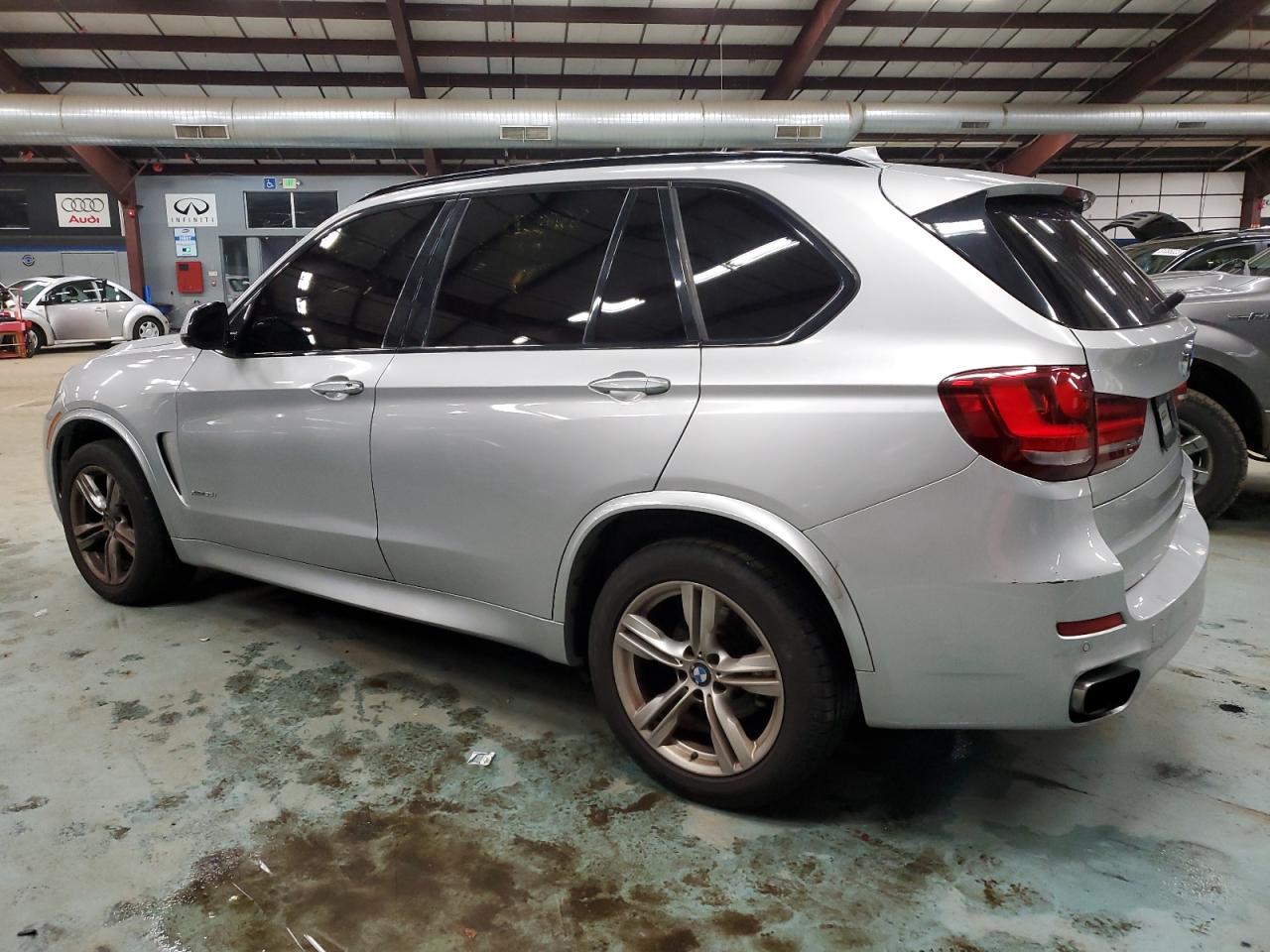 Изображение 2 2017 BMW X5 XDRIVE35I 2017 с VIN 5UXKR0C31H0V71172