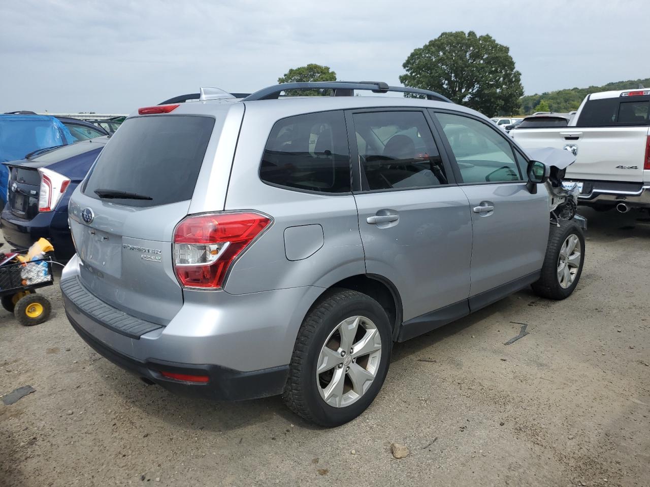 Изображение 3 2016 SUBARU FORESTER 2 2016 с VIN JF2SJAFC0GH475982