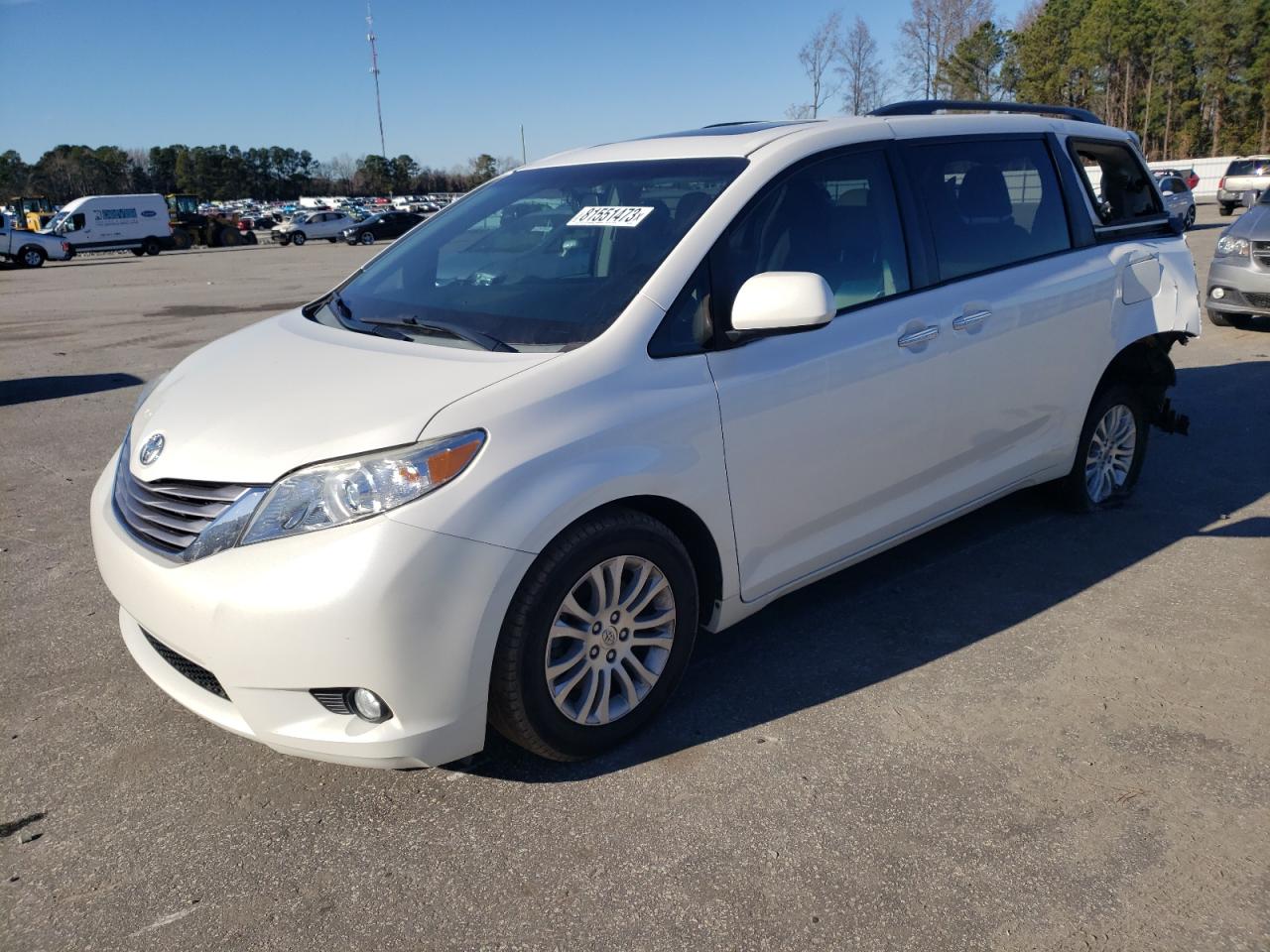 Изображение 2016 TOYOTA SIENNA XLE 2016