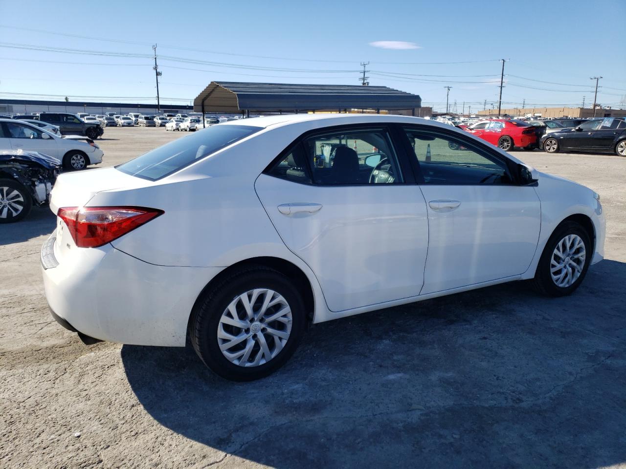 Изображение 3 2017 TOYOTA COROLLA L 2017 с VIN 5YFBURHE1HP732074