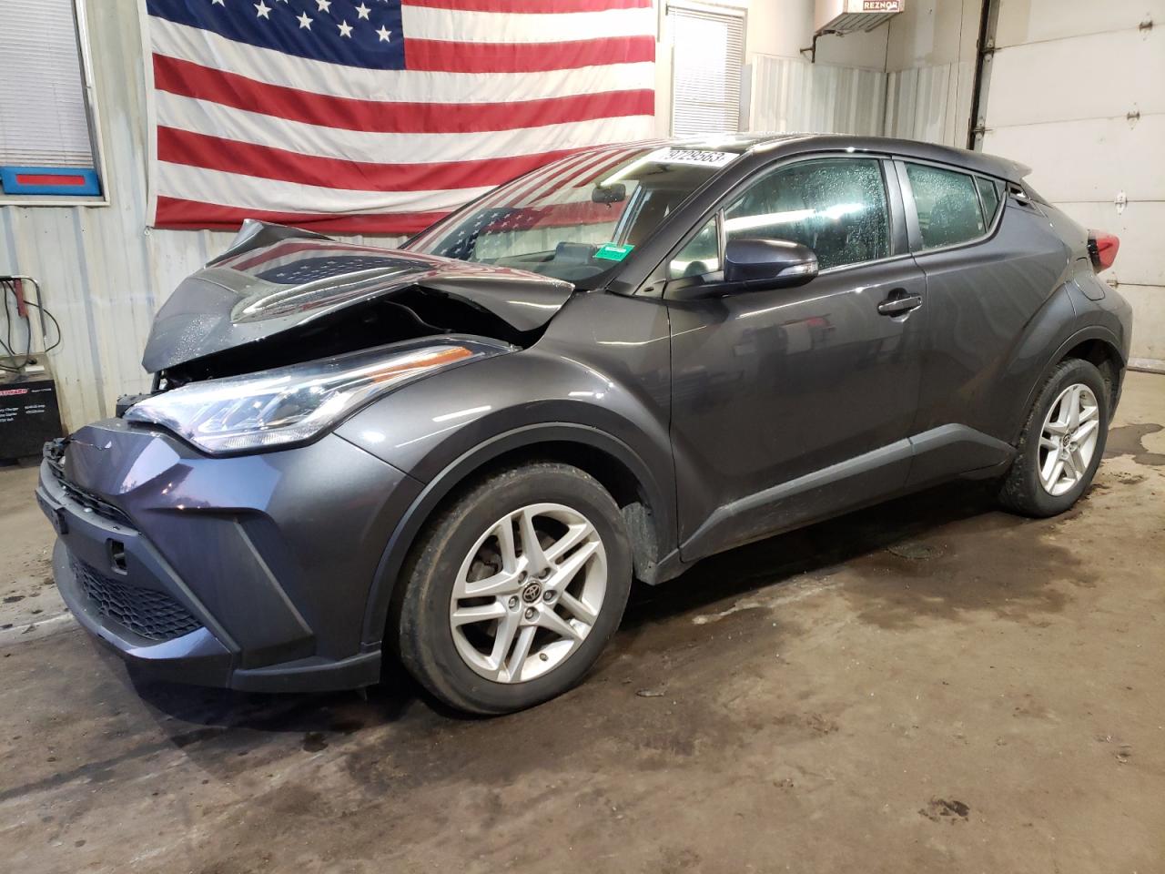 Image 1 of 2020 TOYOTA C-HR XLE 2020 with VIN NMTKHMBXXLR118253