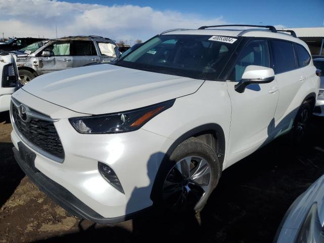 Изображение 1 2022 TOYOTA HIGHLANDER XLE 2022 с VIN 5TDHZRBH3NS255410