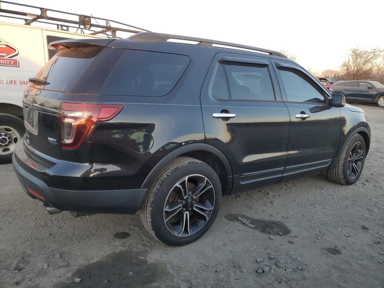 Image 3 of 2013 FORD EXPLORER SPORT 2013 with VIN 1FM5K8GT4DGC84742