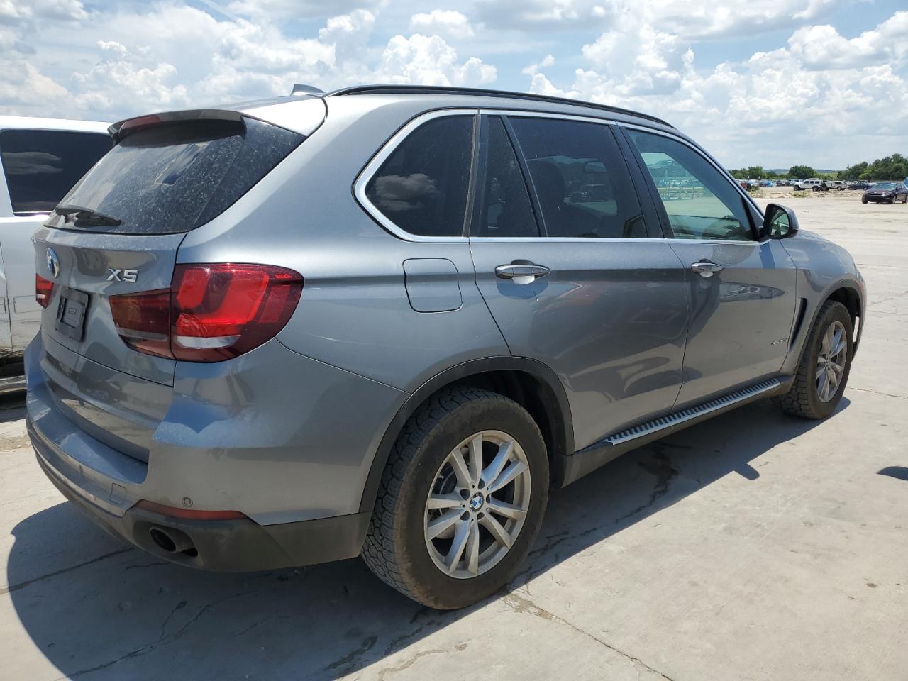 Image 3 of Bmw X5 Xdrive35D 2015 with VIN 5UXKS4C59F0J97694