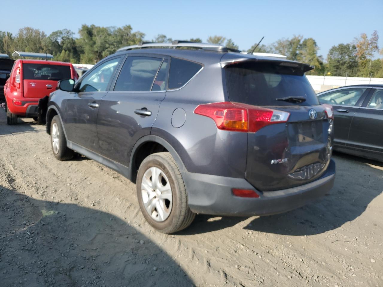 Изображение 2 2015 TOYOTA RAV4 LE 2015 с VIN 2T3ZFREV9FW149798