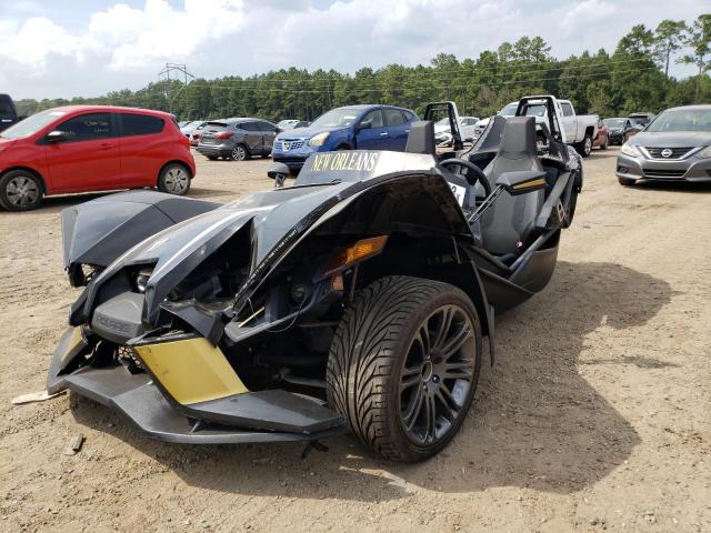 Obraz 2 z 2017 POLARIS SLINGSHOT  2017 z VIN 57XAASFA6H8120550
