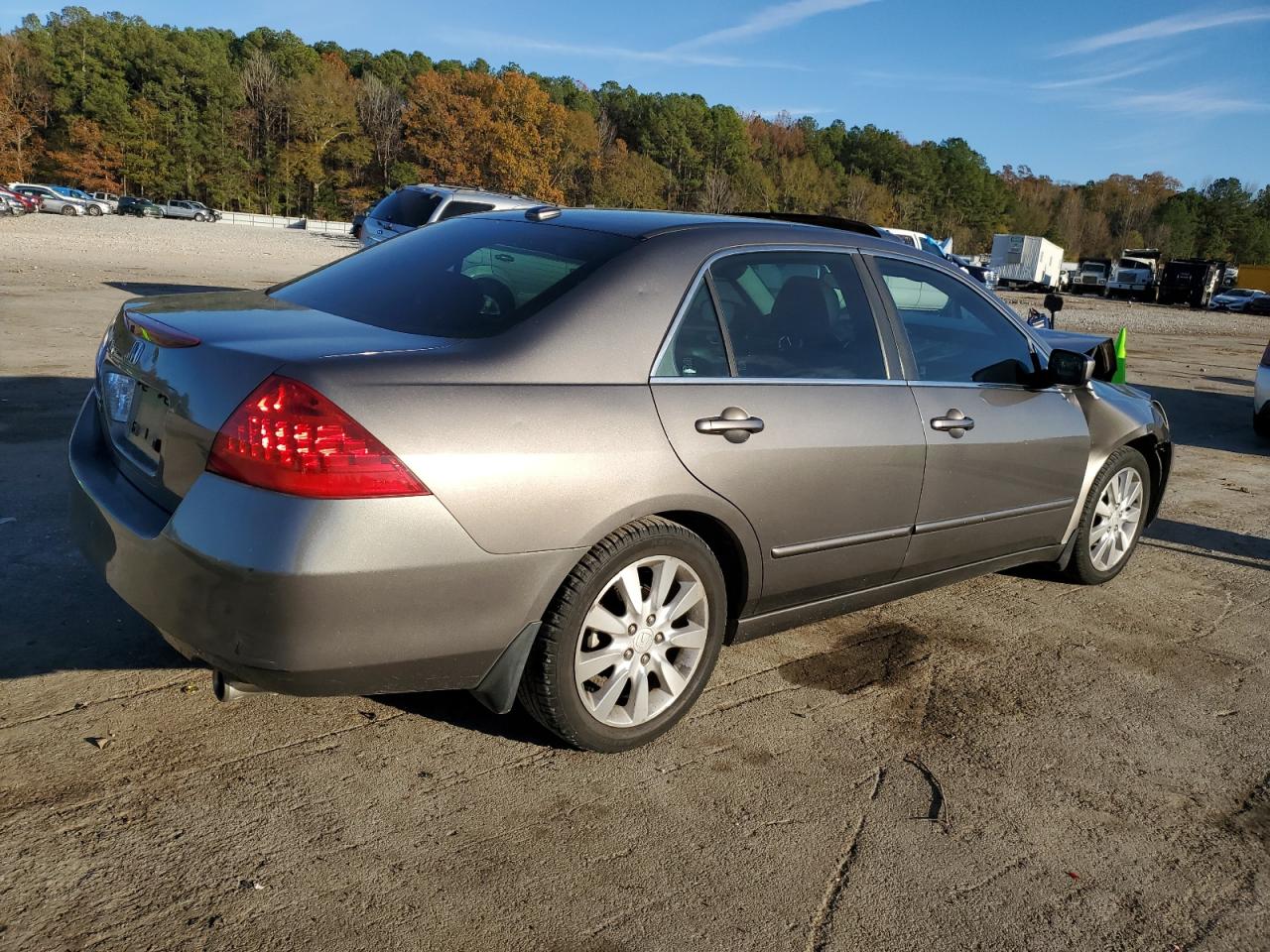Изображение 3 2006 HONDA ACCORD EX 2006 с VIN 1HGCM66886A058489