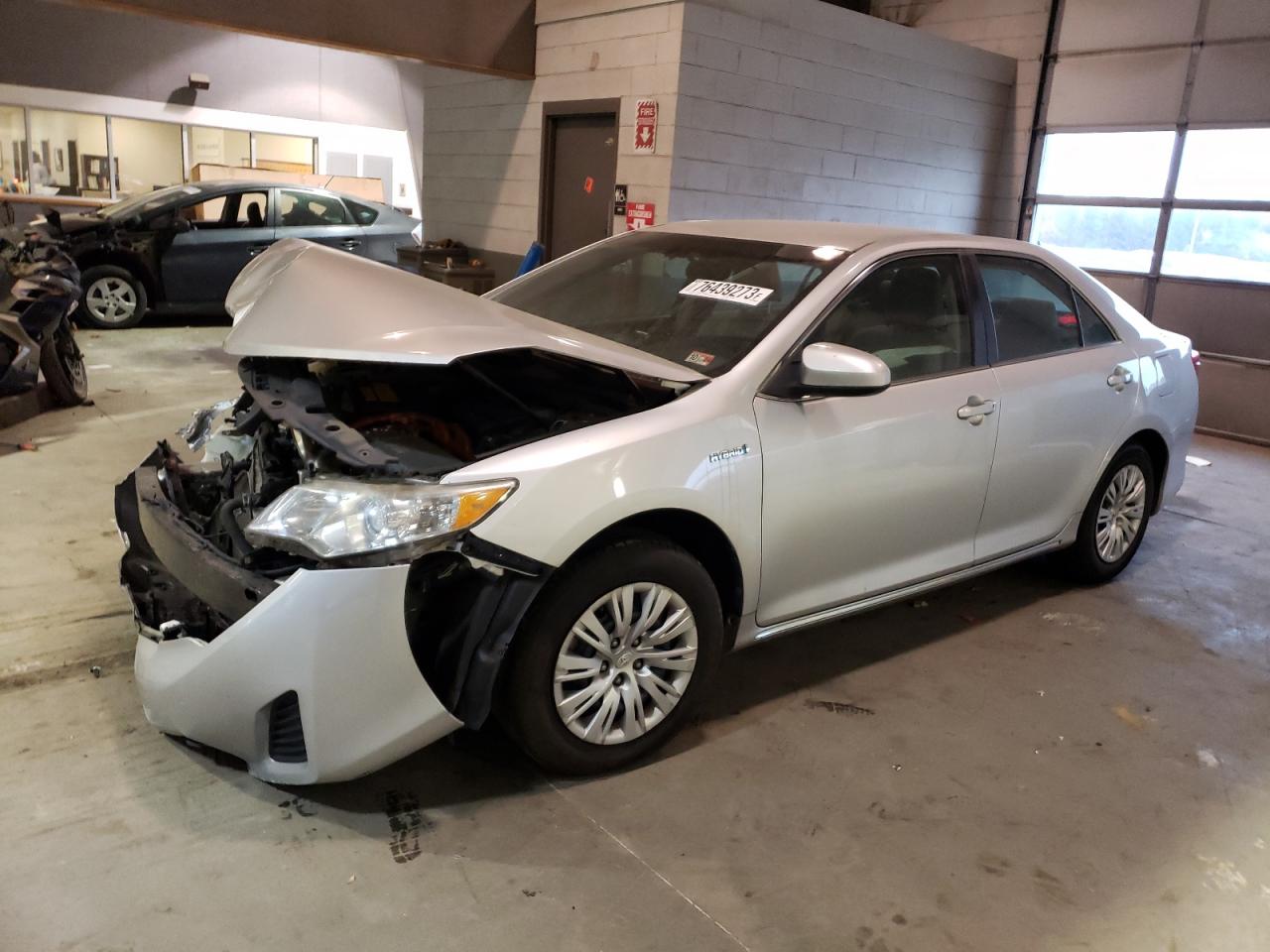 Image 1 of 2014 TOYOTA CAMRY HYBRID 2014 with VIN 4T1BD1FK8EU101360