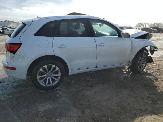 Image 3 of 2014 AUDI Q5 PREMIUM PLUS 2014 with VIN WA1LFAFPXEA080215