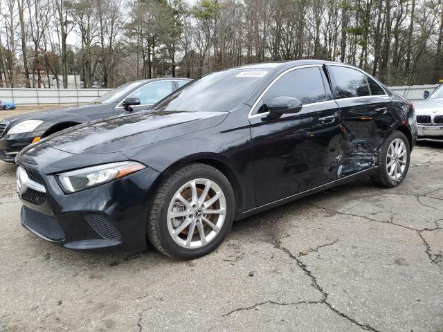 Изображение 1 2019 MERCEDES-BENZ A 220 2019 с VIN WDD3G4EB7KW036087