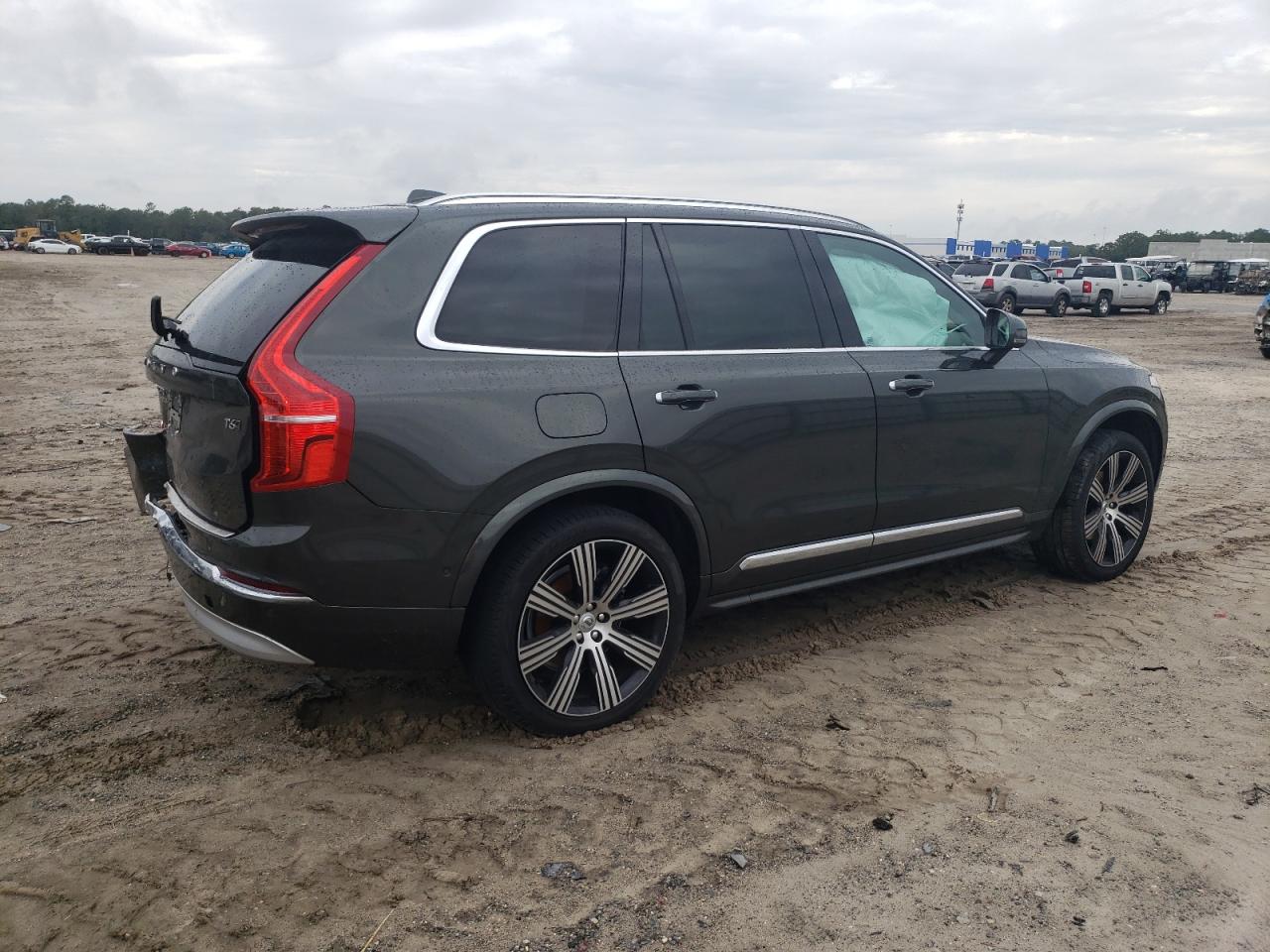 Obraz 3 z 2022 VOLVO XC90 T6 INSCRIPTION 2022 z VIN YV4A22PL4N1823992