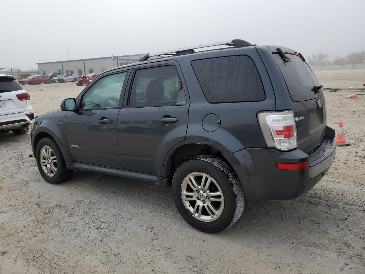 Image 2 of Mercury Mariner Premier 2008 with VIN 4M2CU97188KJ33846