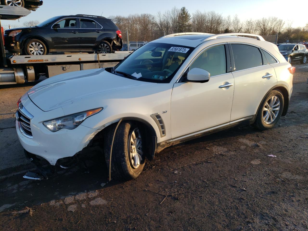 2015 INFINITI QX70  2015 image