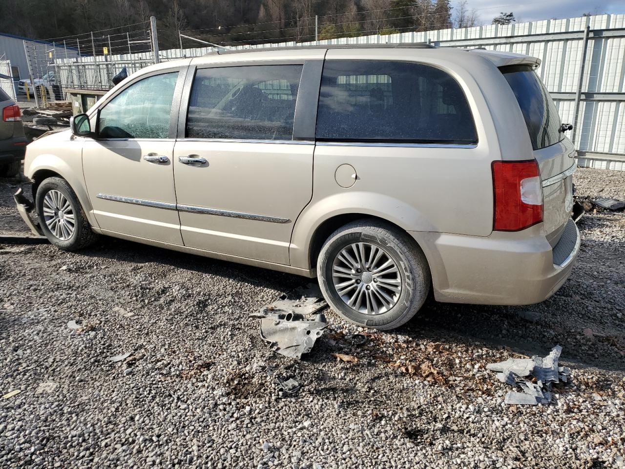 Изображение 2 2014 CHRYSLER TOWN & COUNTRY TOURING L 2014 с VIN 2C4RC1CG7ER472285