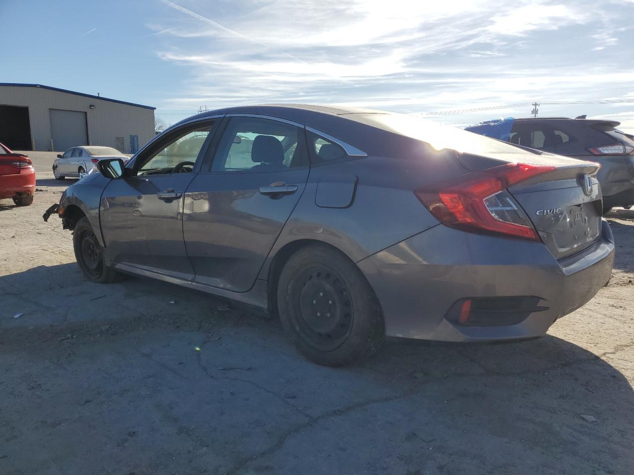 Изображение 2 2016 HONDA CIVIC LX 2016 с VIN 19XFC2F50GE061401