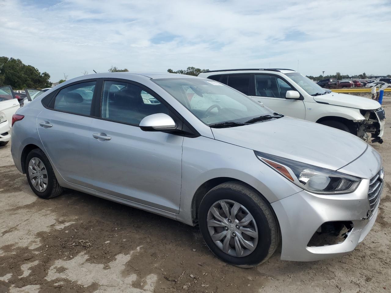 Image 1 of 2019 HYUNDAI ACCENT SE 2019 with VIN 3KPC24A33KE065670