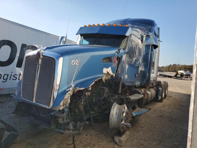 Image 2 of 2017 KENWORTH CONSTRUCTION T660 2017 with VIN 1XKAD49X9HJ164504