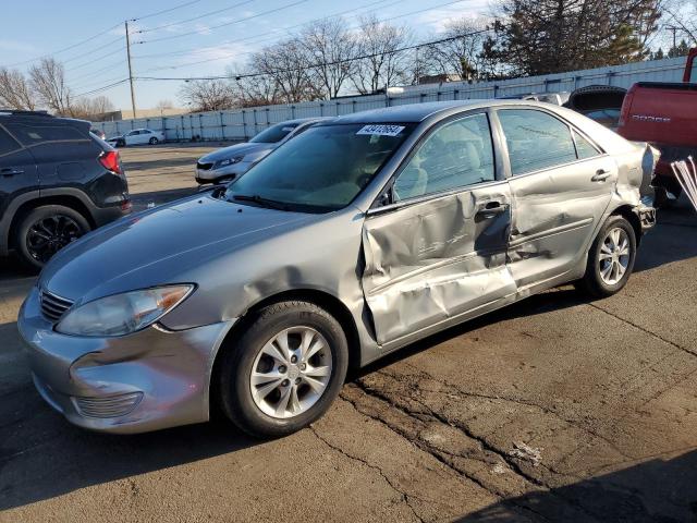 Изображение 1 2005 TOYOTA CAMRY LE 2005 с VIN 4T1BF32K85U600056