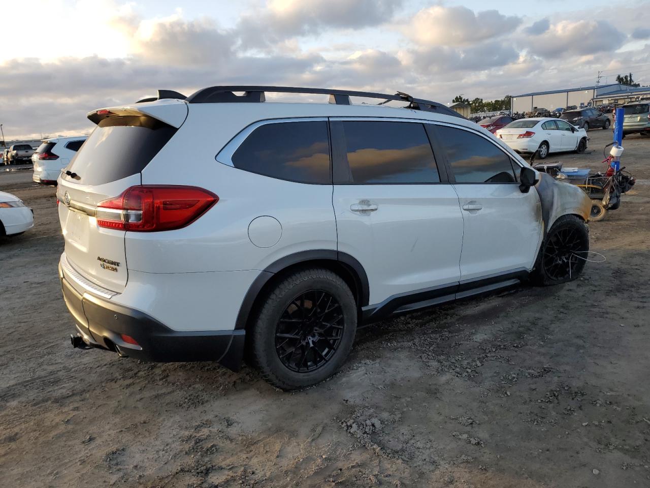 Obraz 3 z 2019 SUBARU ASCENT PREMIUM 2019 z VIN 4S4WMAFD4K3401451
