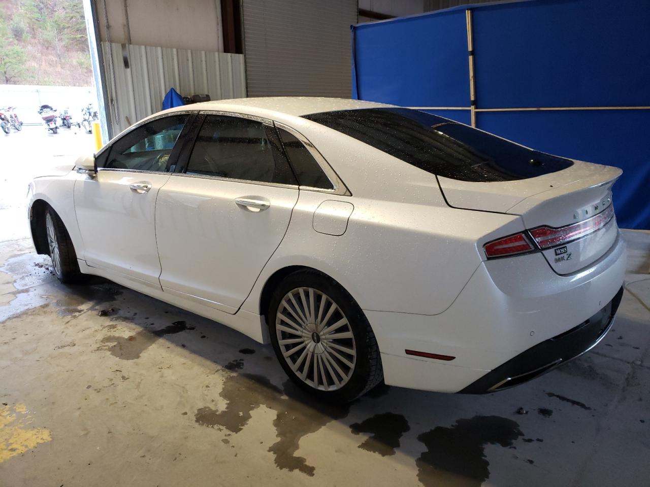 Image 2 of 2017 LINCOLN MKZ RESERVE 2017 with VIN 3LN6L5E90HR638052