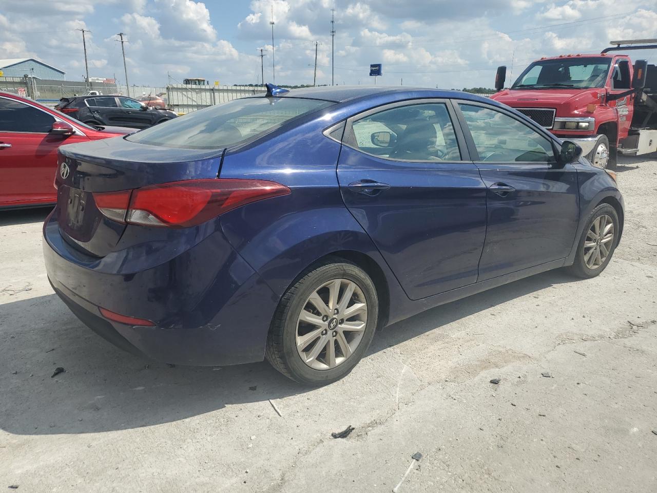 Image 3 of 2014 HYUNDAI ELANTRA SE 2014 with VIN 5NPDH4AE0EH472284