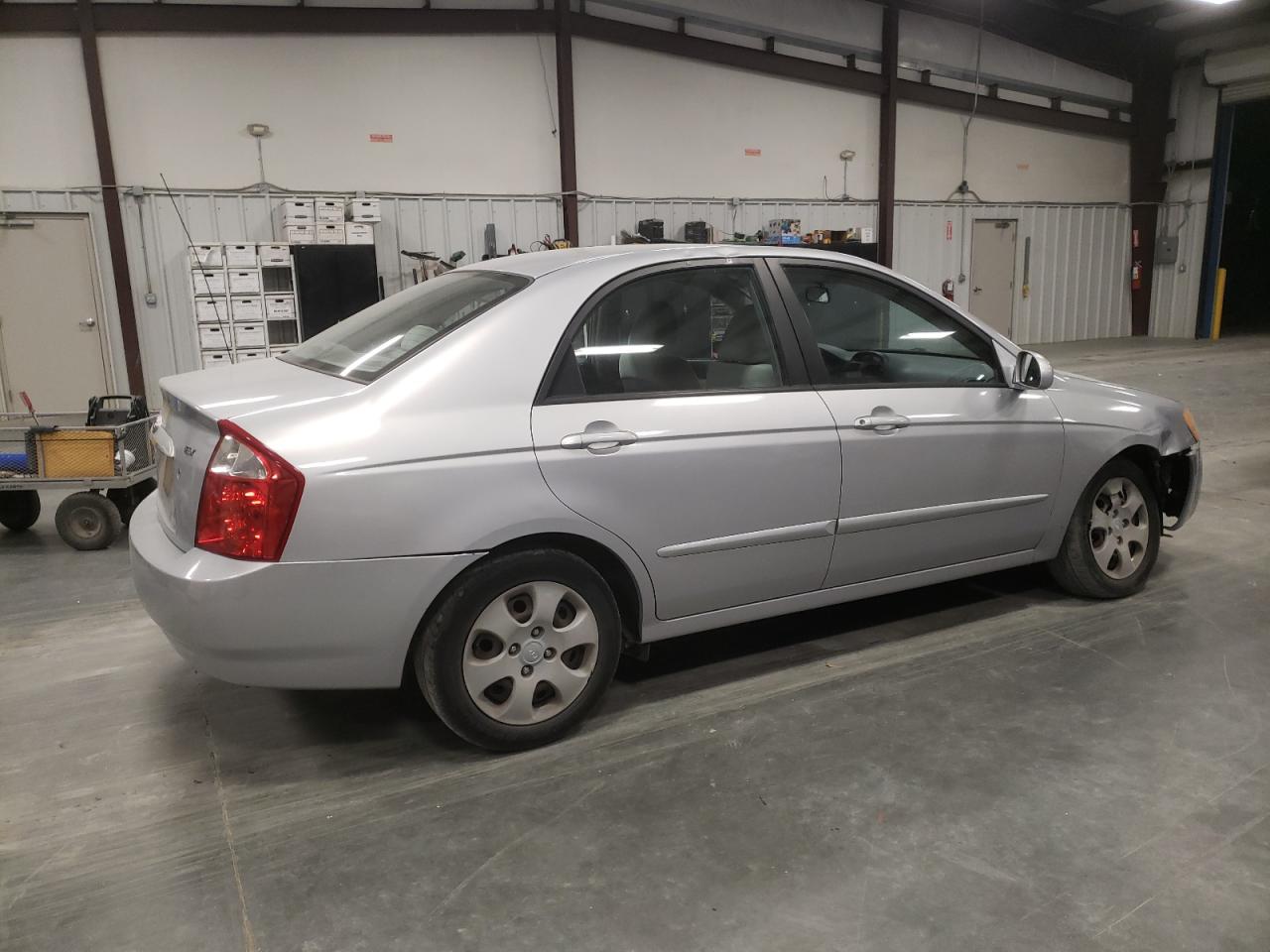 Obraz 3 z 2005 KIA SPECTRA LX 2005 z VIN KNAFE122655102569