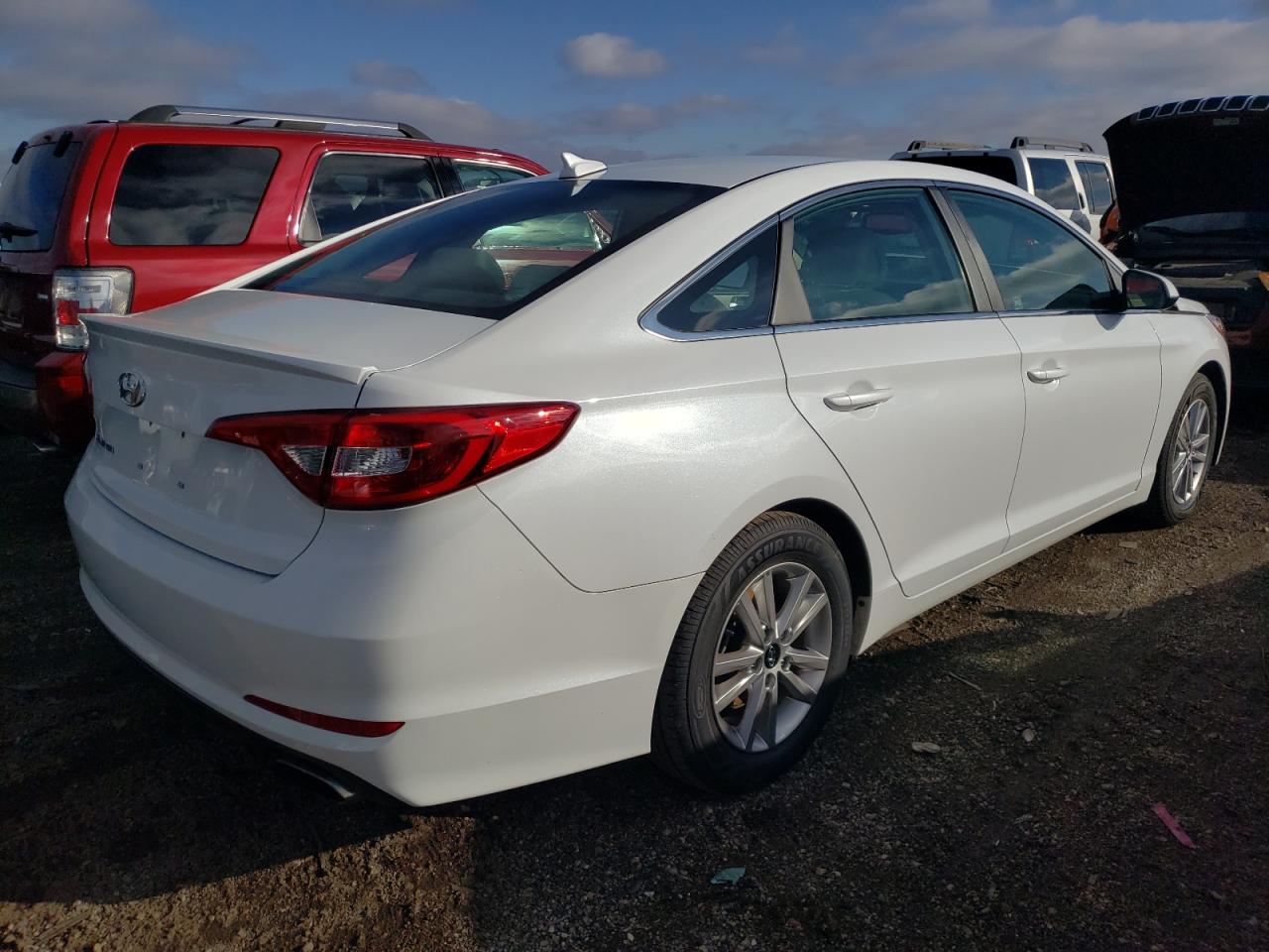 Изображение 3 2015 HYUNDAI SONATA SE 2015 с VIN 5NPE24AFXFH213222