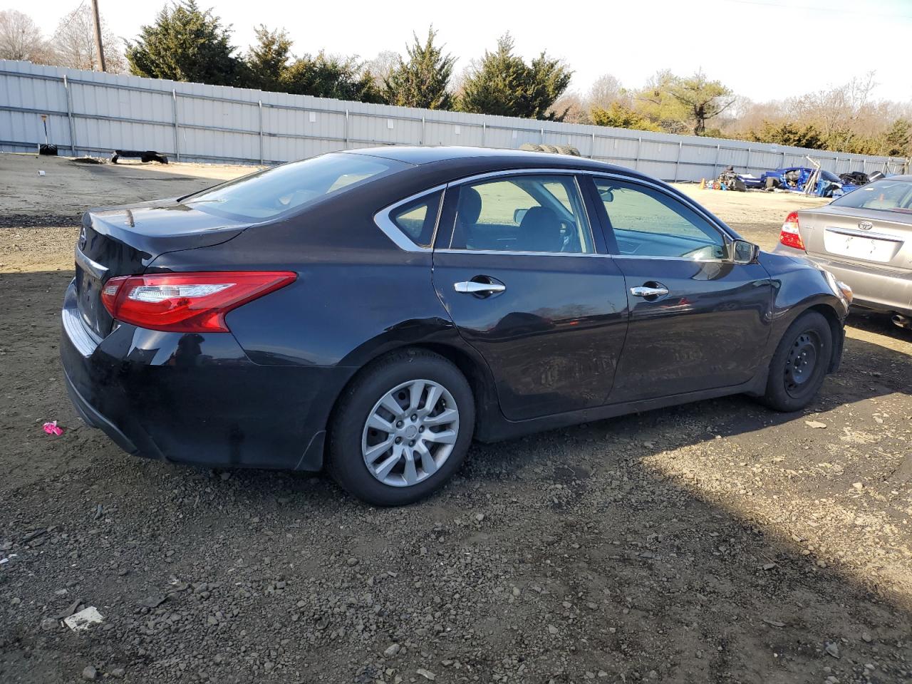 Obraz 3 z 2017 NISSAN ALTIMA 2.5 2017 z VIN 1N4AL3AP1HC258746