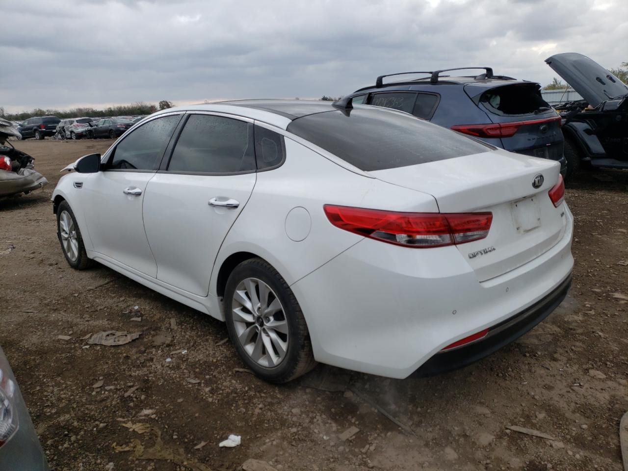 Obraz 2 z 2016 KIA OPTIMA EX 2016 z VIN 5XXGU4L32GG093760