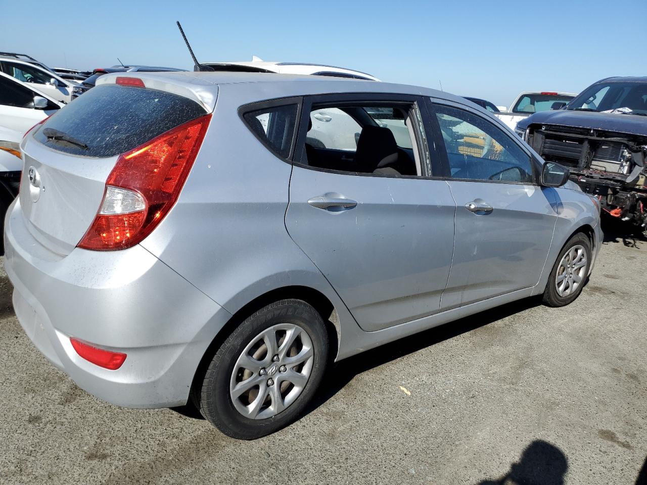 Obraz 3 z 2014 HYUNDAI ACCENT GLS 2014 z VIN KMHCT5AE6EU188062