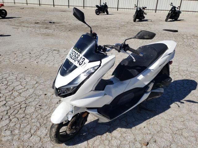Изображение 2 2021 HONDA WW150  2021 с VIN RLHKF4701MY000438