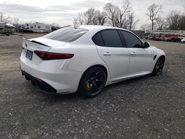 Image 3 of 2017 ALFA ROMEO GIULIA QUADRIFOGLIO 2017 with VIN ZARFAEAV2H7556611