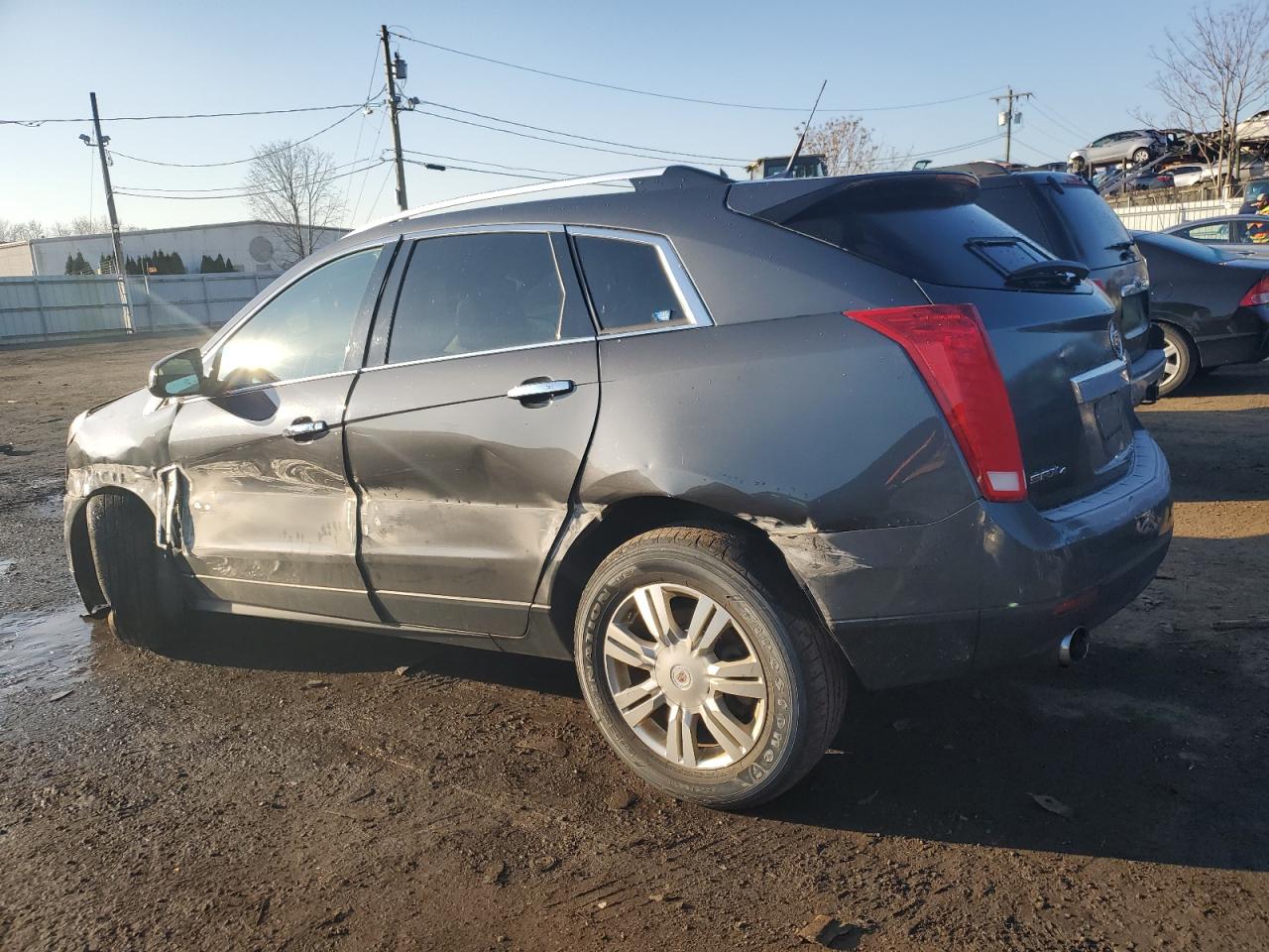 Image 2 of 2013 CADILLAC SRX LUXURY COLLECTION 2013 with VIN 3GYFNGE3XDS532517