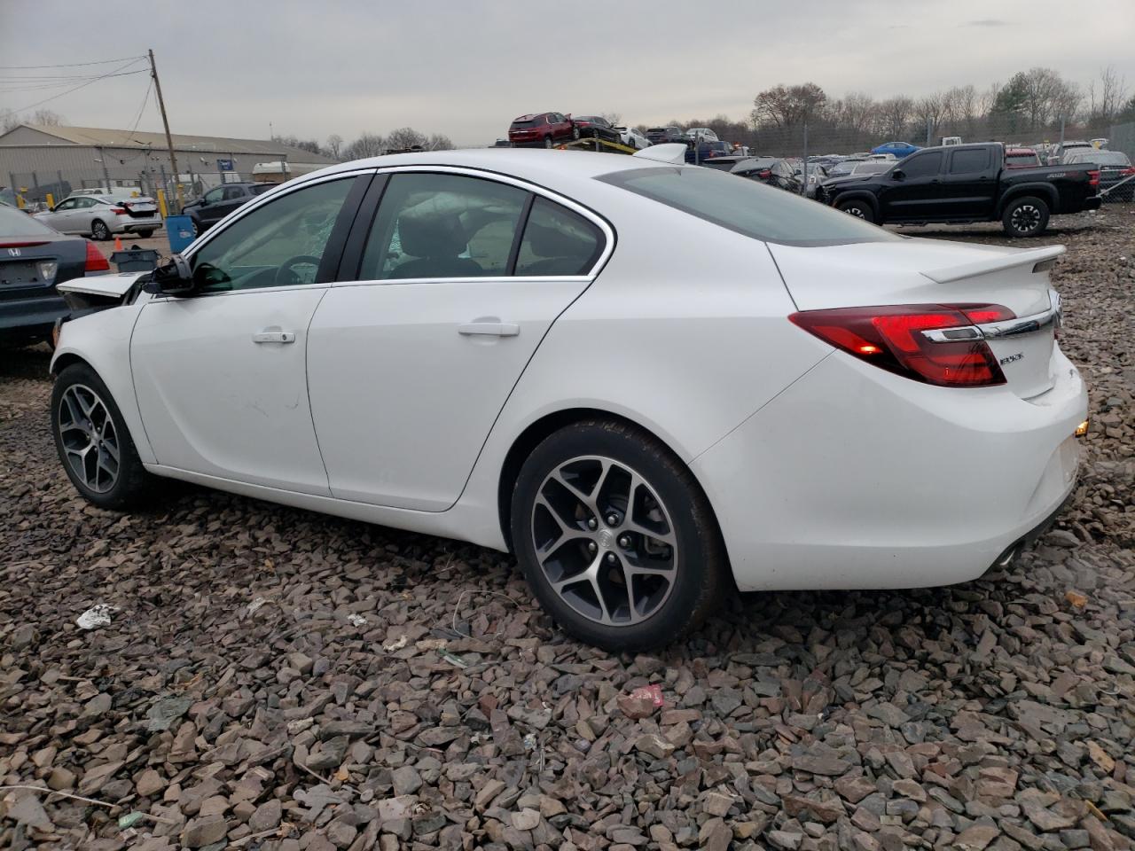 Изображение 2 2016 BUICK REGAL SPORT TOURING 2016 с VIN 2G4G35EXXG9206334