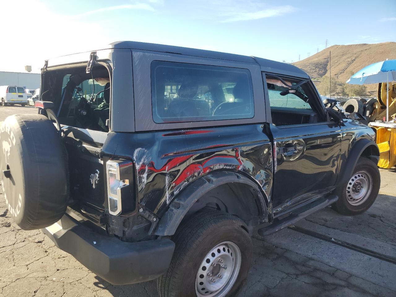 Изображение 3 2022 FORD BRONCO BASE 2022 с VIN 1FMDE5AH7NLB09531