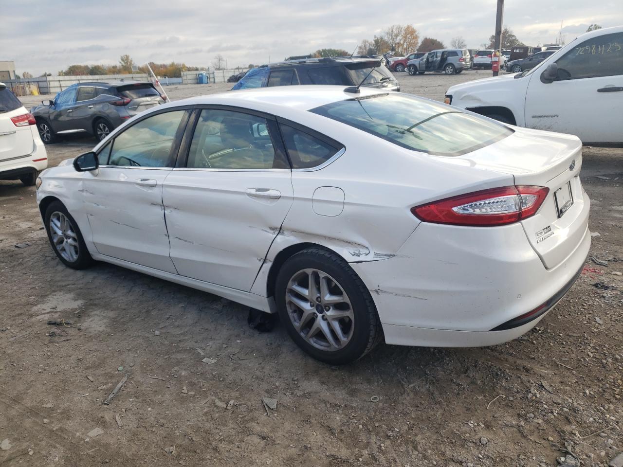 Изображение 2 2015 FORD FUSION SE 2015 с VIN 3FA6P0H79FR273329