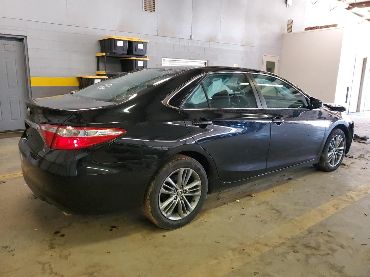 Изображение 3 2015 TOYOTA CAMRY LE 2015 с VIN 4T1BF1FK0FU064669