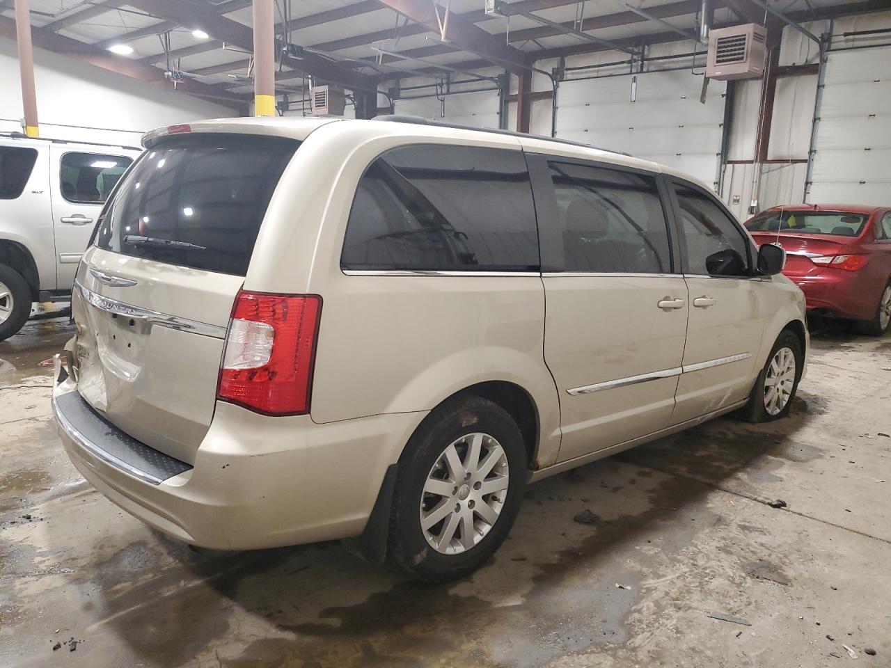 Obraz 3 z 2013 CHRYSLER TOWN & COUNTRY TOURING 2013 z VIN 2C4RC1BG4DR565359