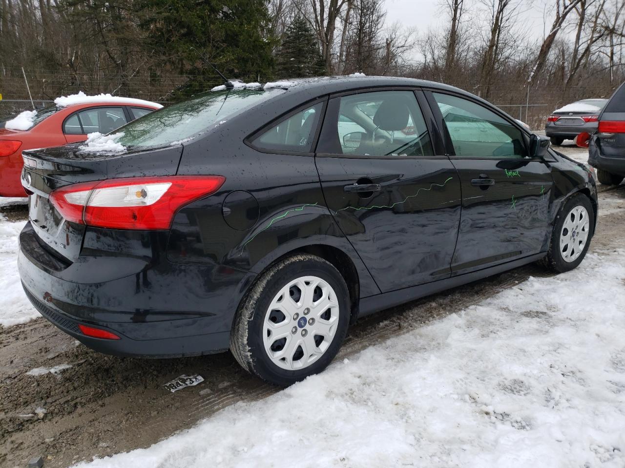 Image 3 of 2012 FORD FOCUS SE 2012 with VIN 1FAHP3F2XCL293634