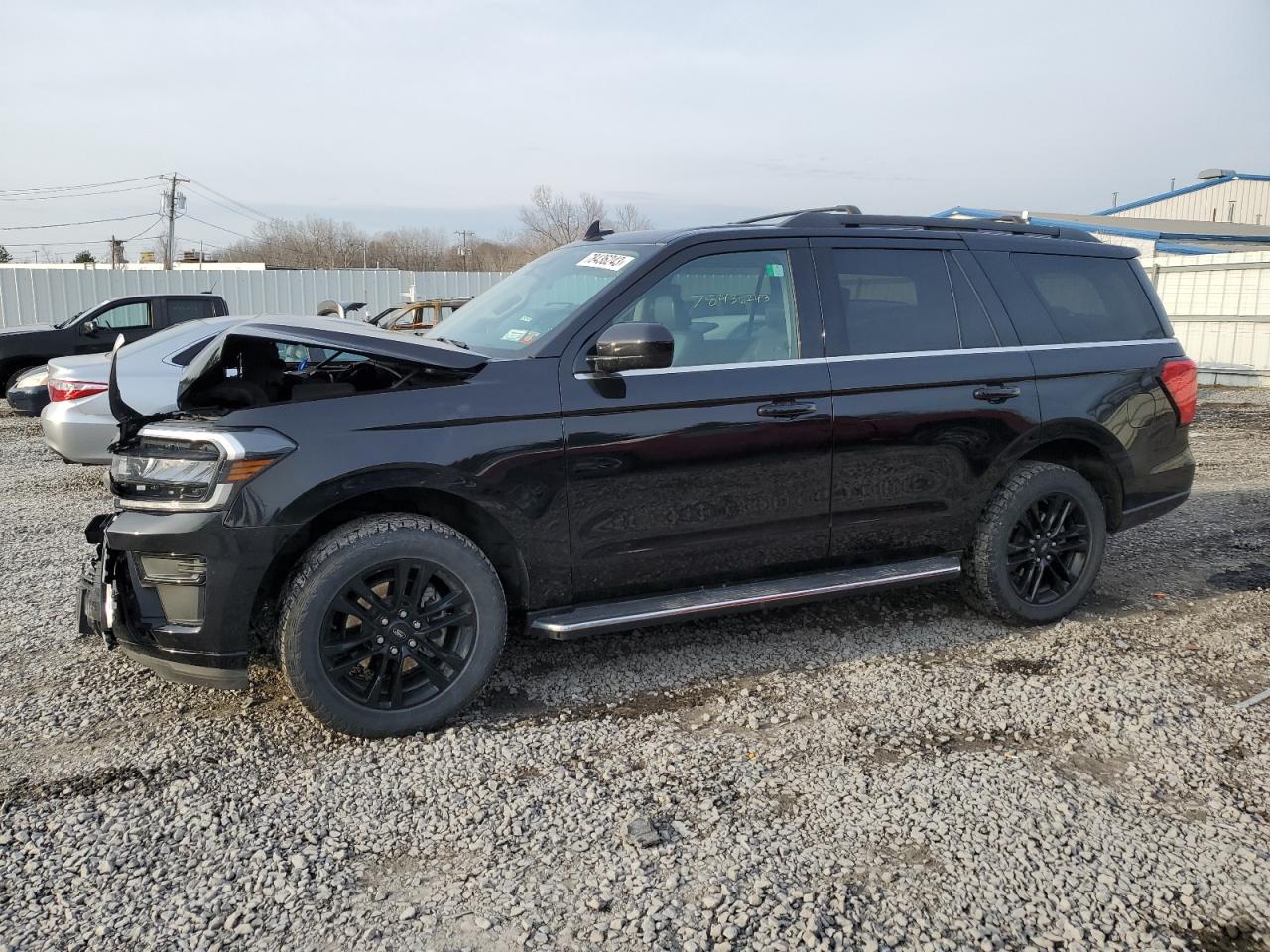 Изображение 2022 FORD EXPEDITION XLT 2022