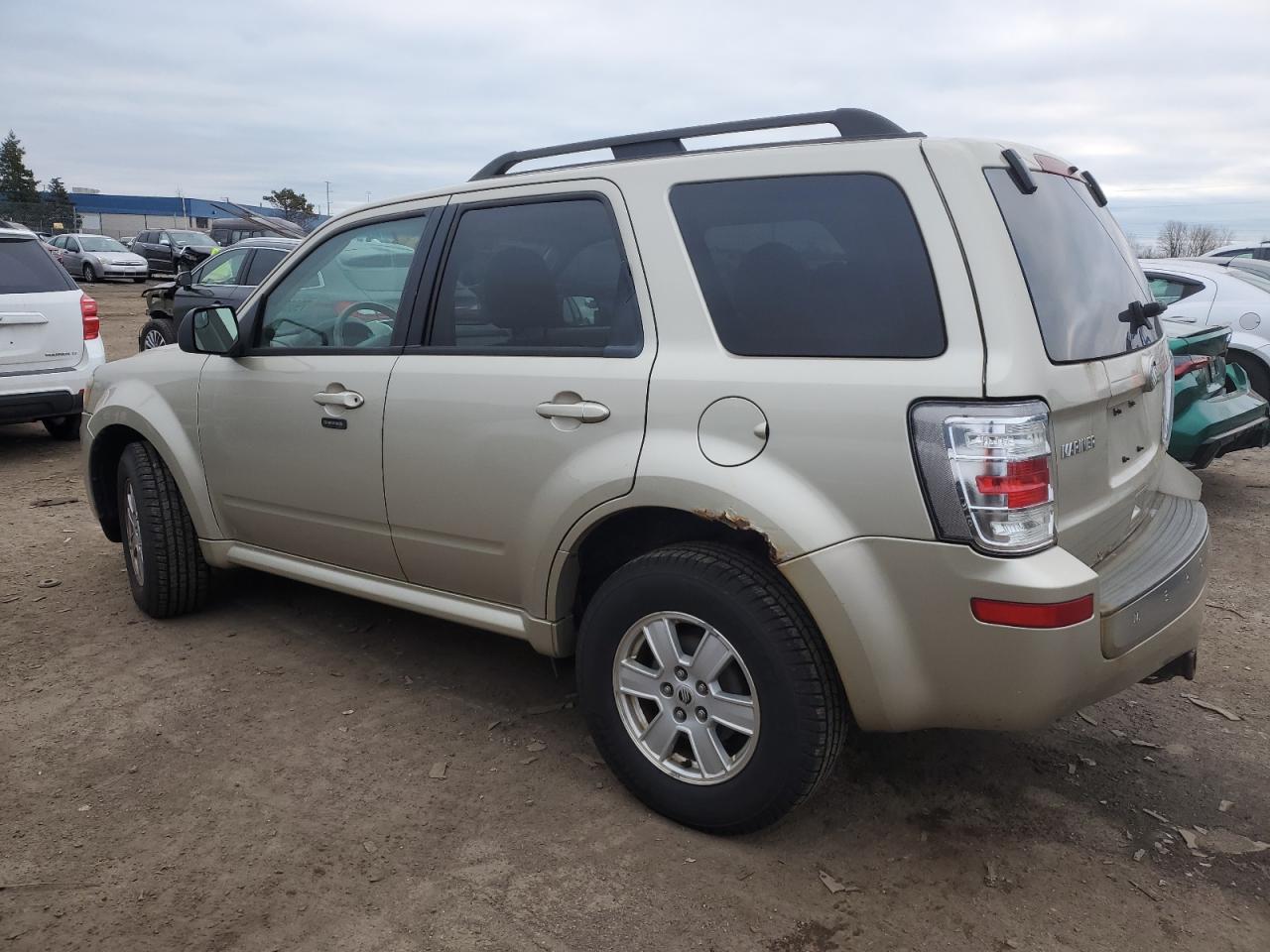 Image 2 of Mercury Mariner 2010 with VIN 4M2CN9B70AKJ08454