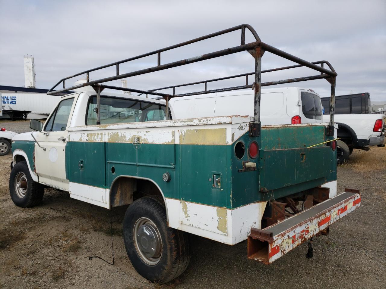 Image 2 of 1983 FORD F350  1983 with VIN 1FTHF36L7DRA06710