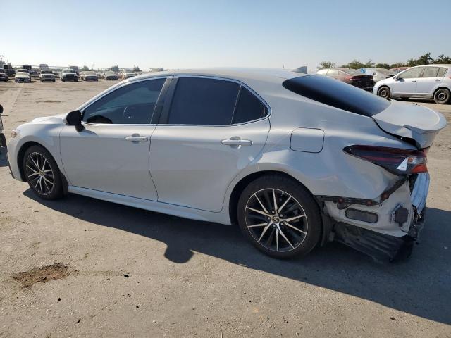 Image 2 of 2022 TOYOTA CAMRY SE 2022 with VIN 4T1T11AK7NU044041